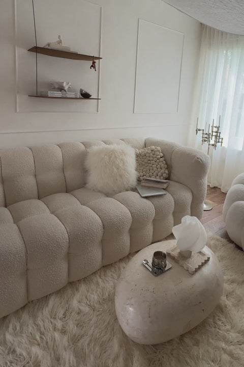 Red Rose & White Blanket